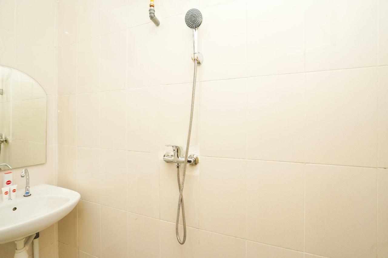 โอโย 710 นาโอมี เฮอริเทจ Hotel สุราบายา ภายนอก รูปภาพ